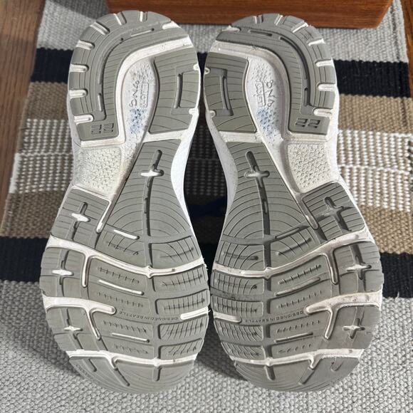 Brooks Adrenaline GTS 22 Running Sneakers Women 8.5 Gray Mint Walking Athleisure - Picture 10 of 11